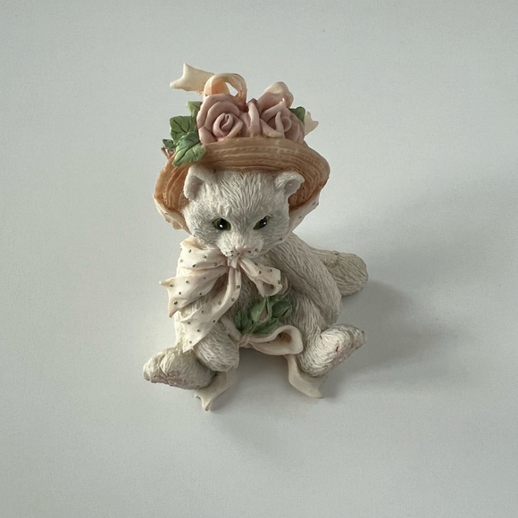 Vintage Calico Kittens Bundle of 3 Enesco Figurines - Picture 3 of 13